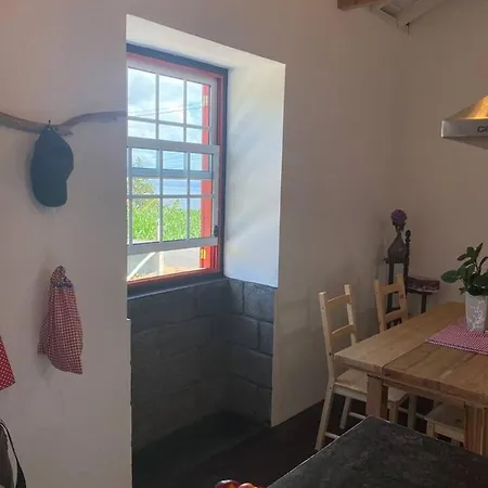 Ferienhaus Picocomigo Sao Joao (Pico Island)